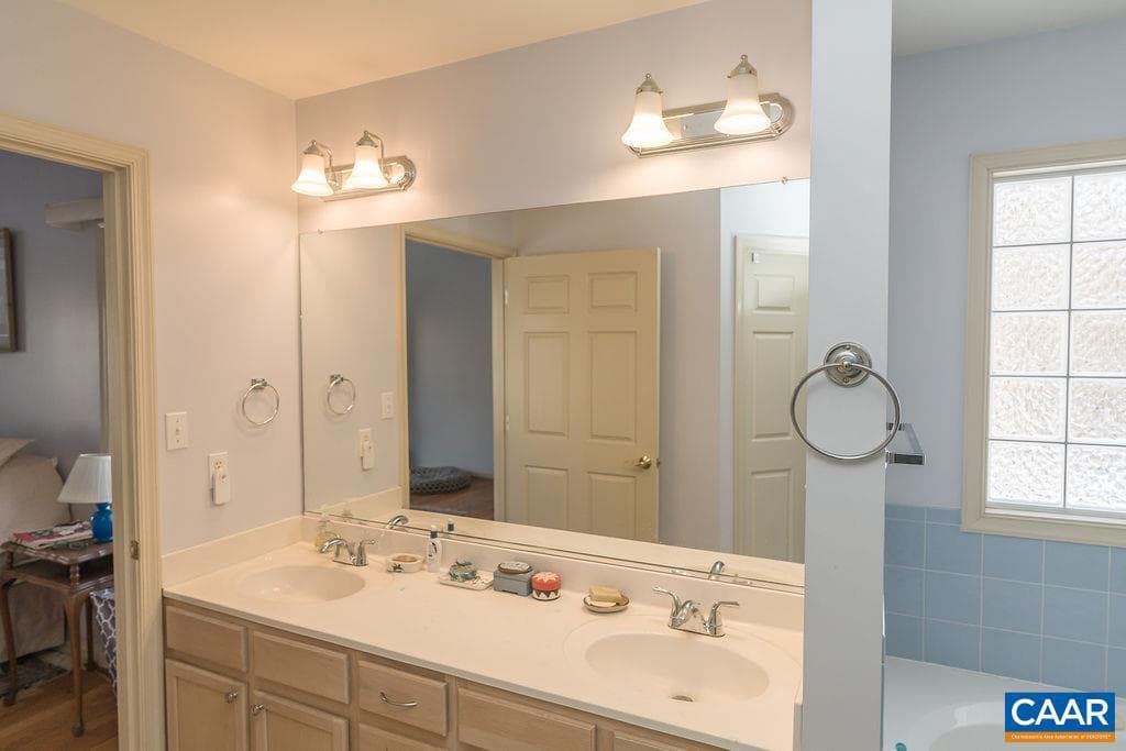 9165 Totier Creek Rd photo 18