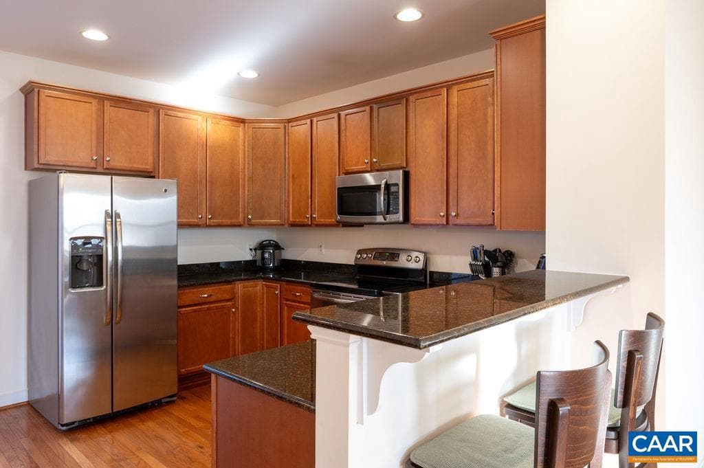 103 Longwood Dr #E photo 11
