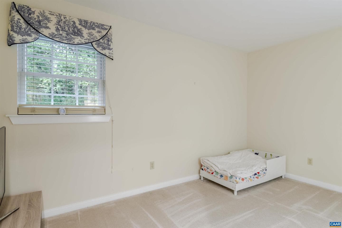 240 Oakmont Dr photo 30