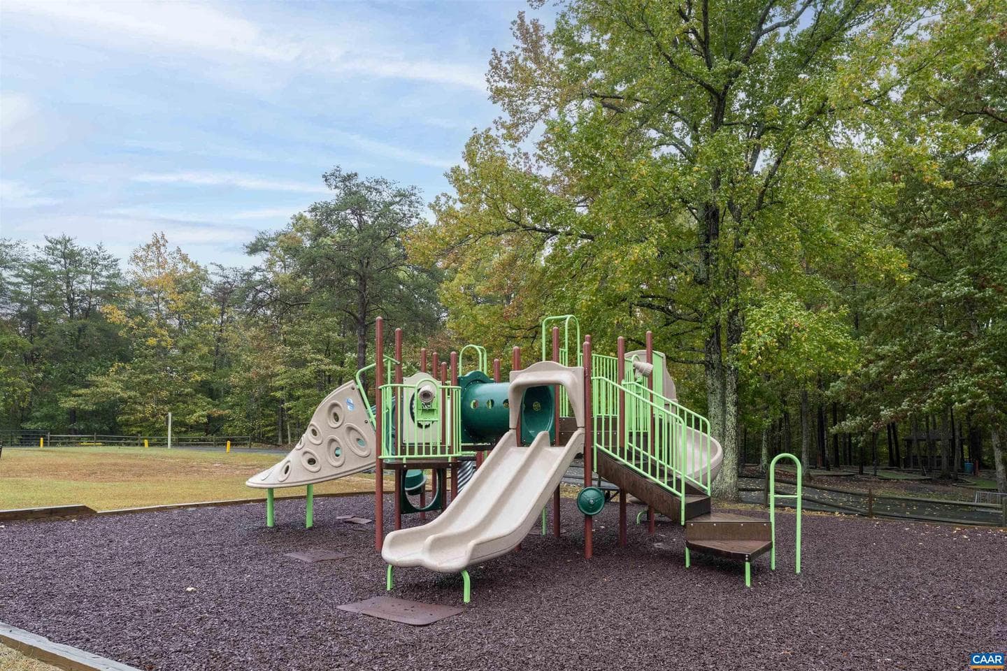 240 Oakmont Dr photo 38