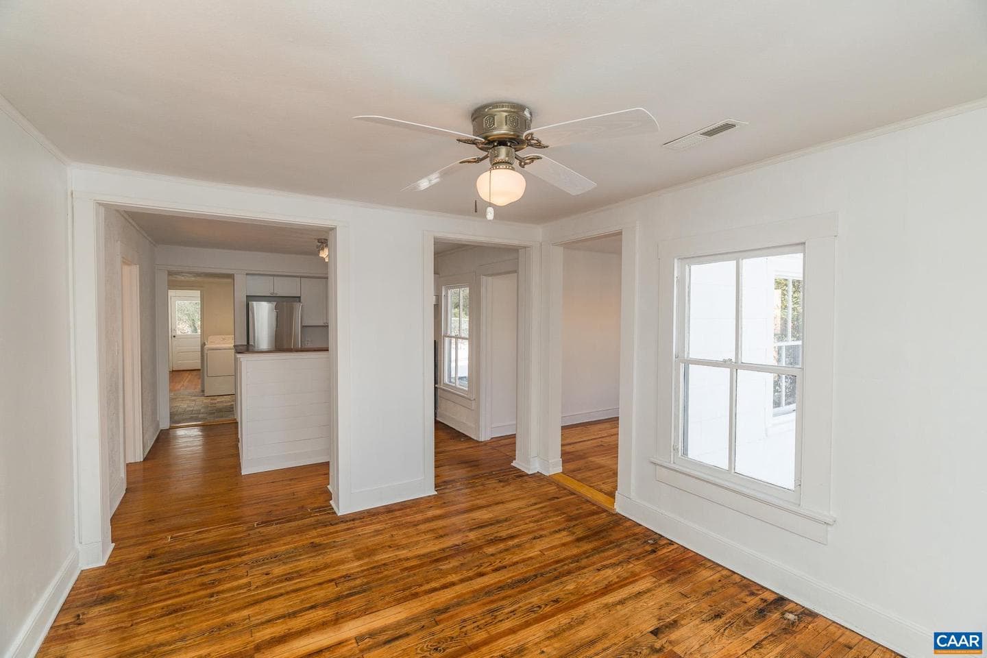 1108 Blenheim Ave photo 5