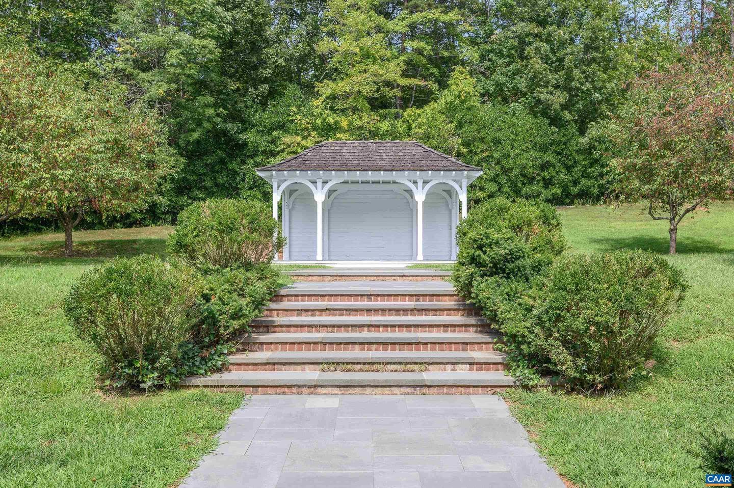 2405 Coopers Ln photo 27
