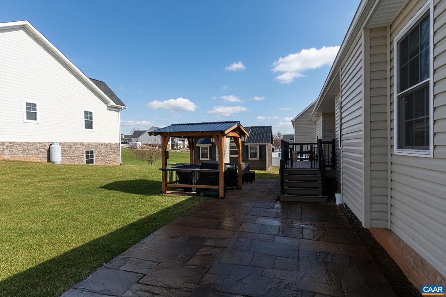 202 Bartley St photo 40