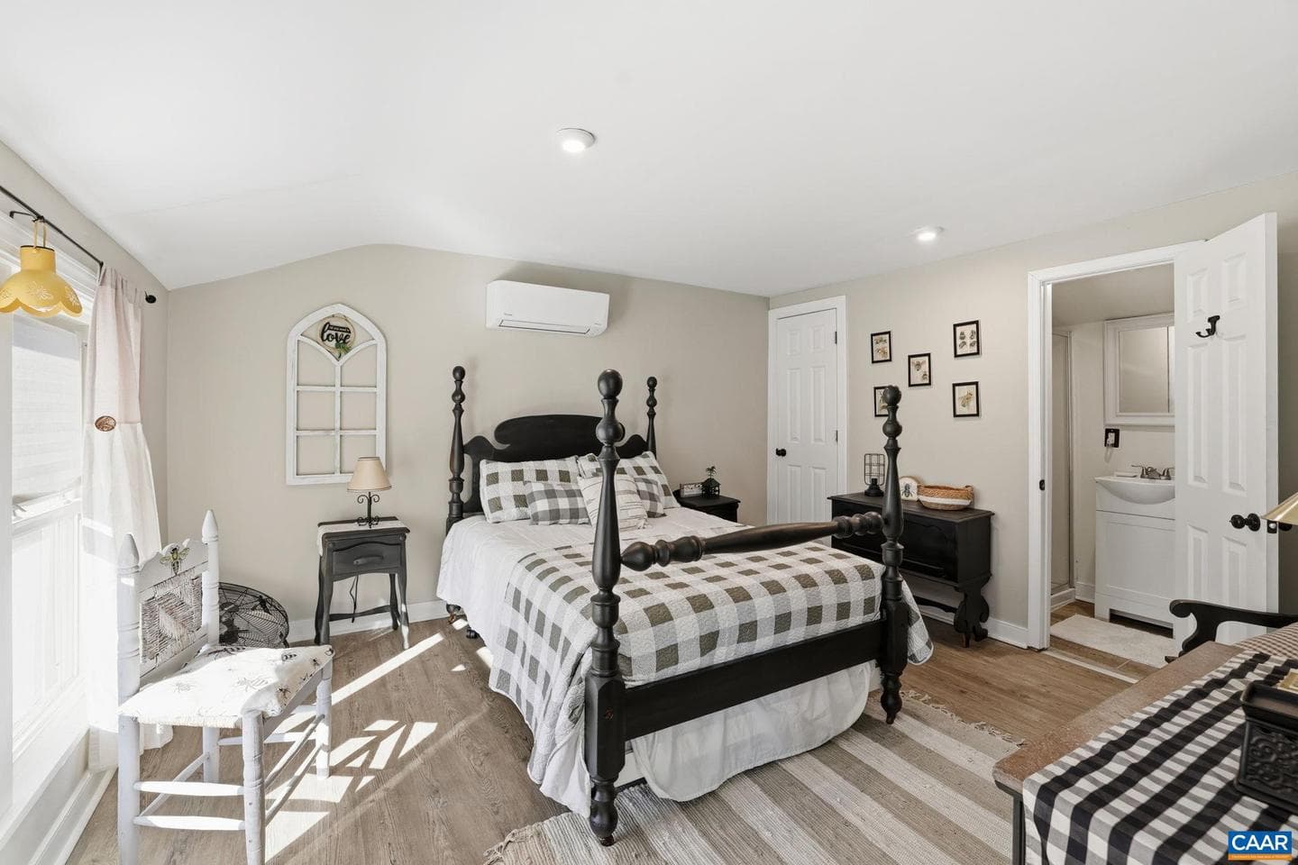 31 Capell Ln photo 23