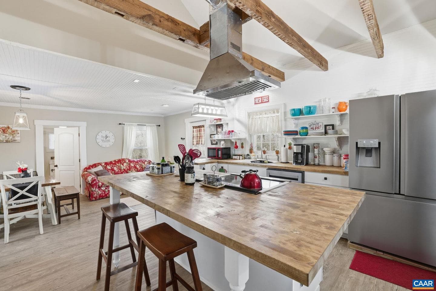31 Capell Ln photo 9
