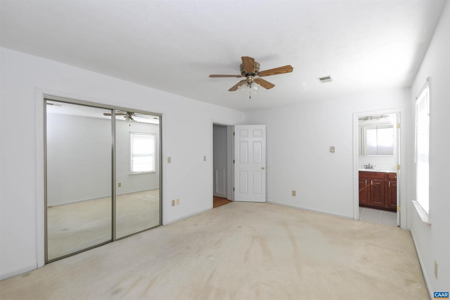 1004 Coleman St photo 16