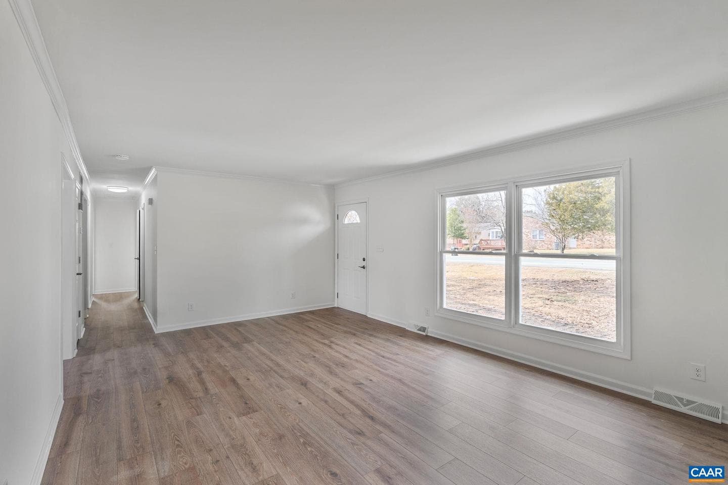 115 Deerwood Dr photo 12