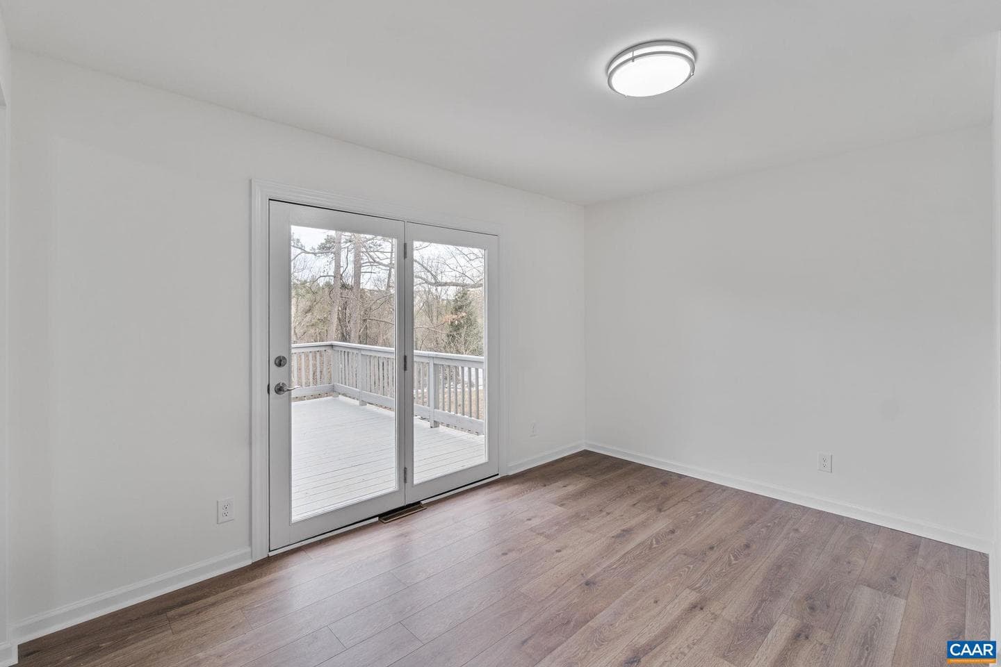 115 Deerwood Dr photo 20