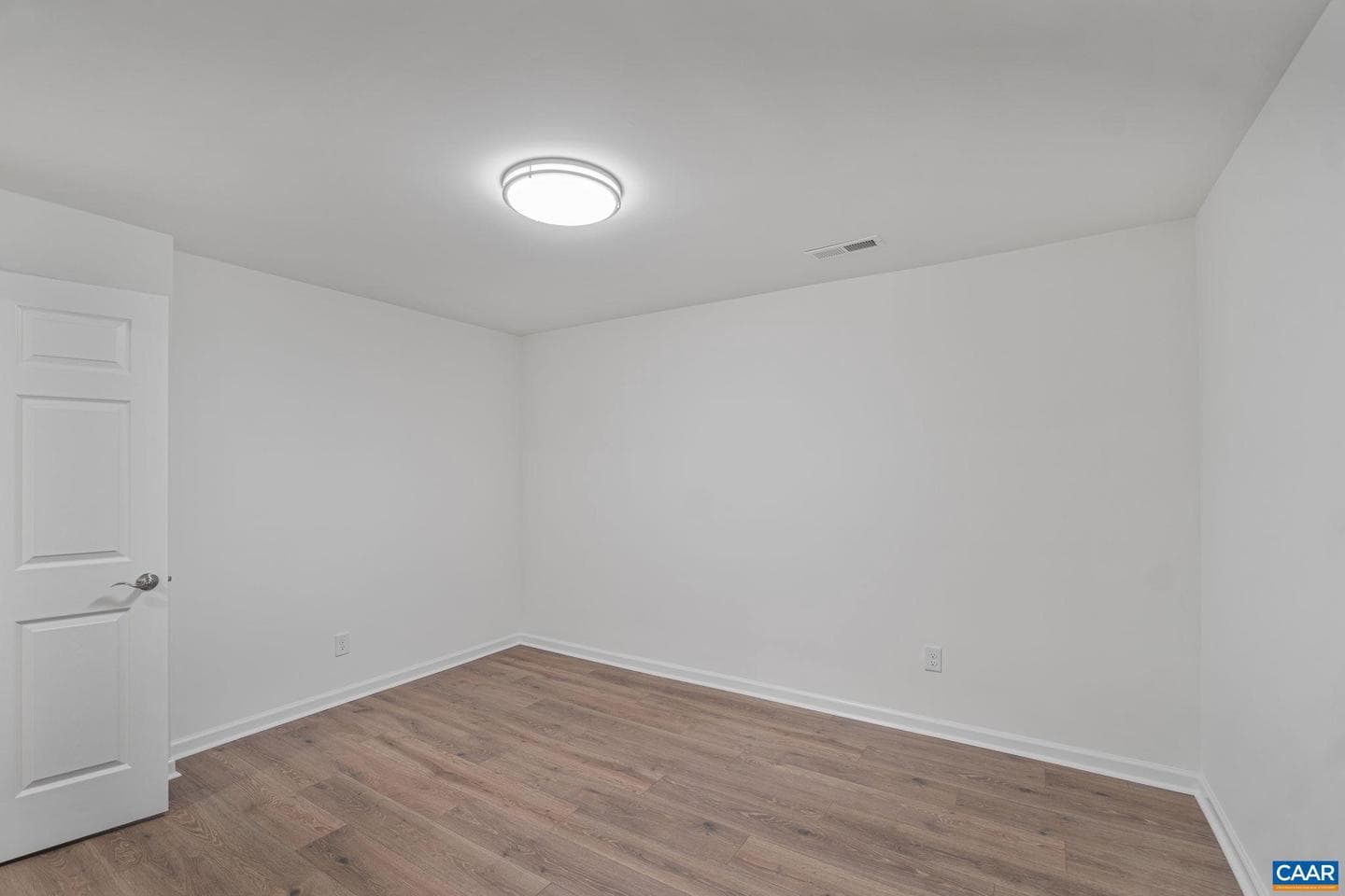 115 Deerwood Dr photo 33