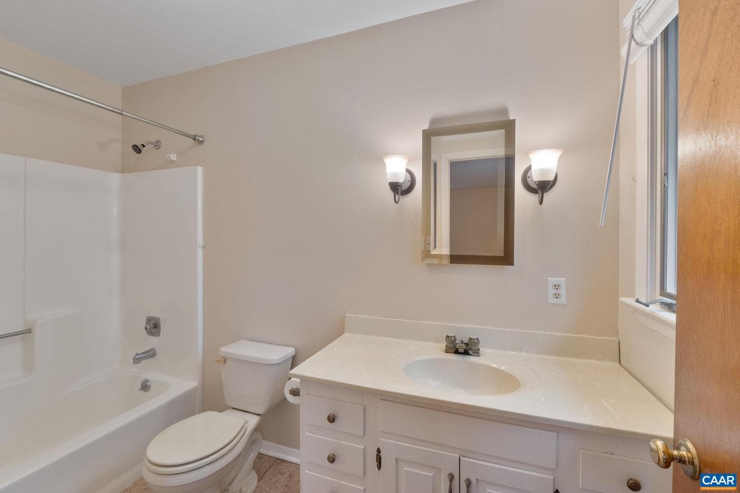 2809 Northfield Rd photo 36