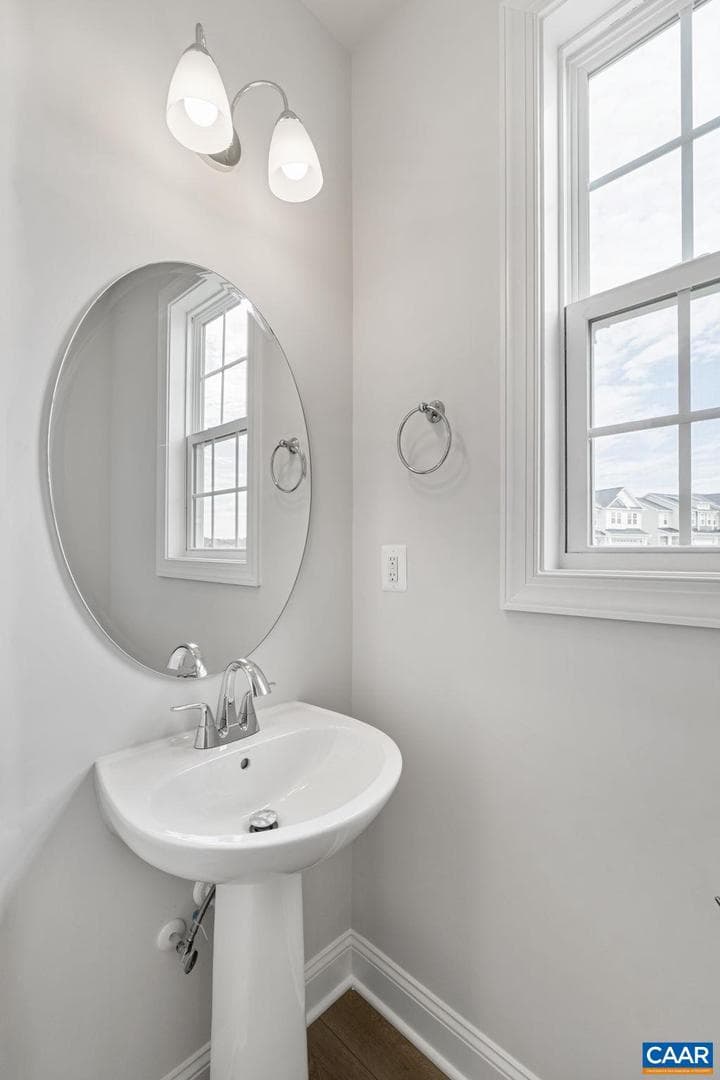1378 Marcella St photo 5