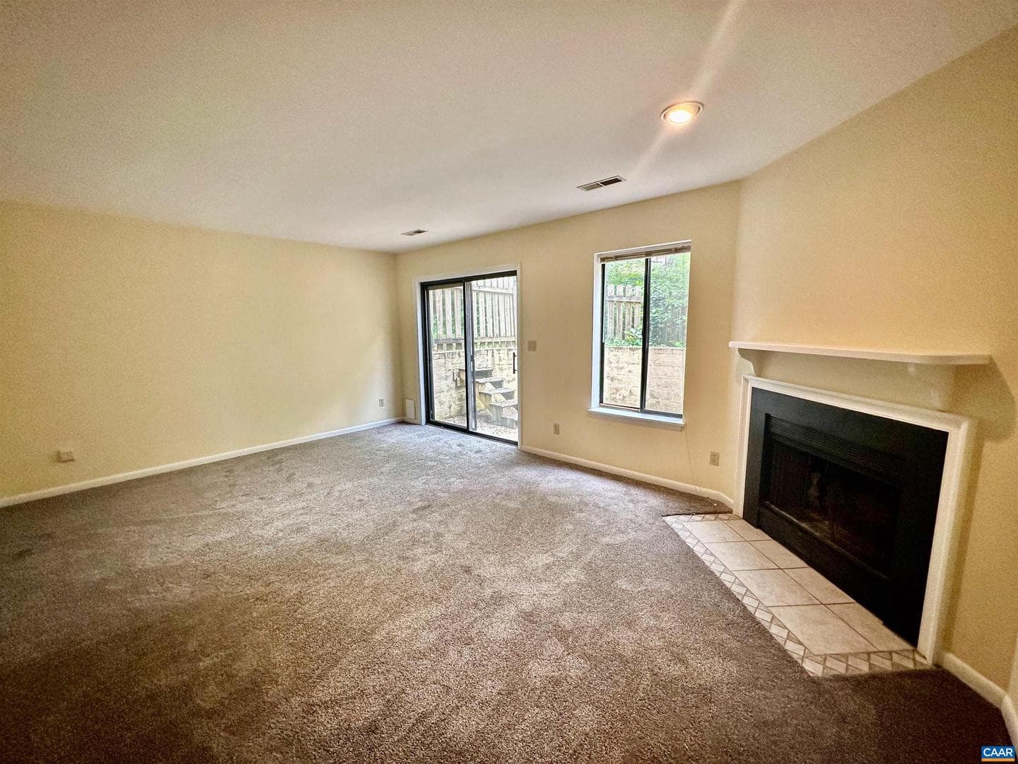 1209 Chatham Rdg photo 3