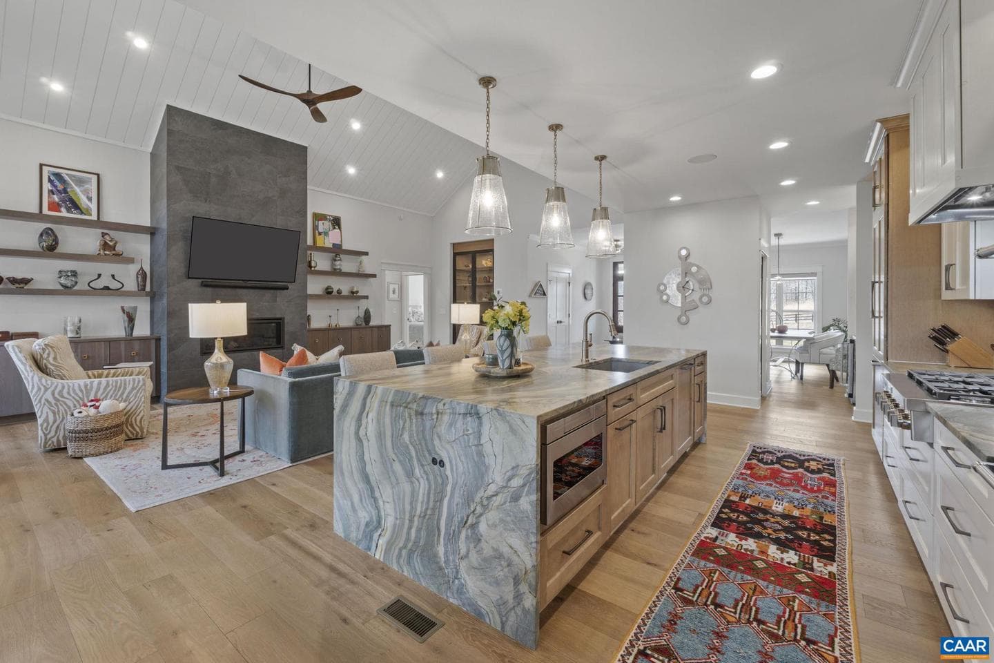 2019 Fairhill Mountain View photo 14