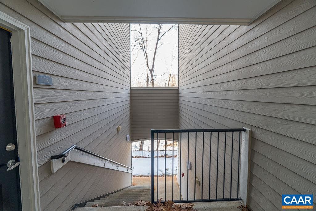 177 Yellowstone Dr #108, Charlottesville