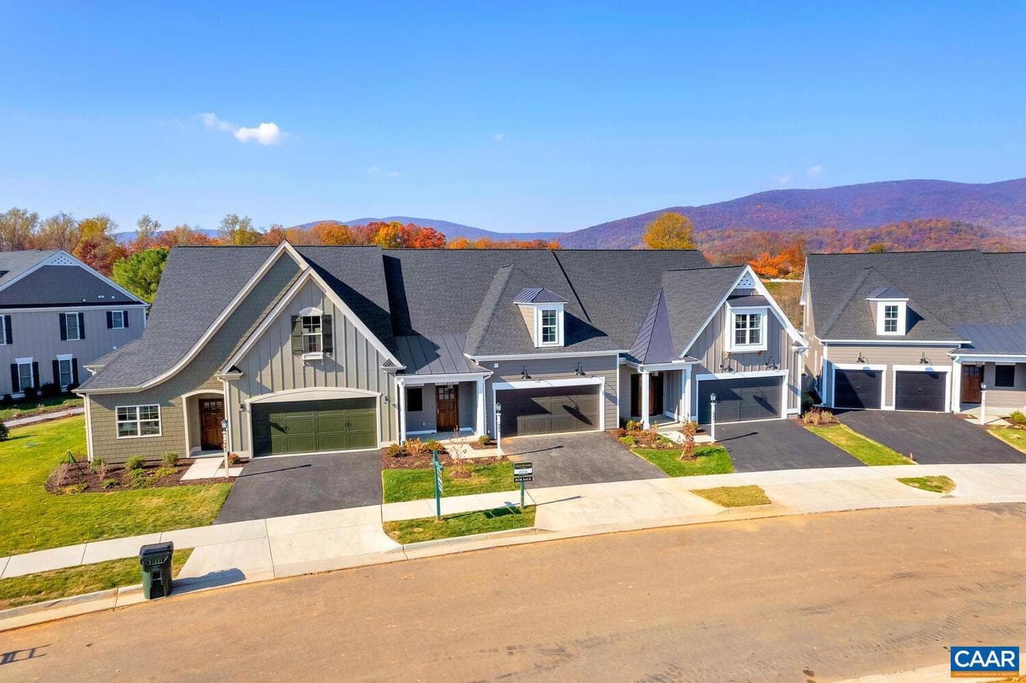 1257 Farrow Dr
