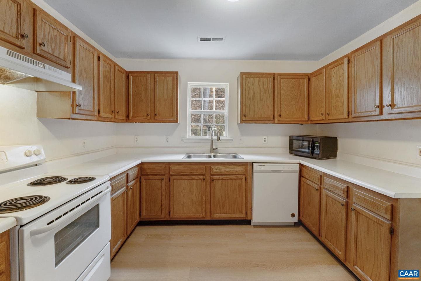 972 Towne Ln photo 12