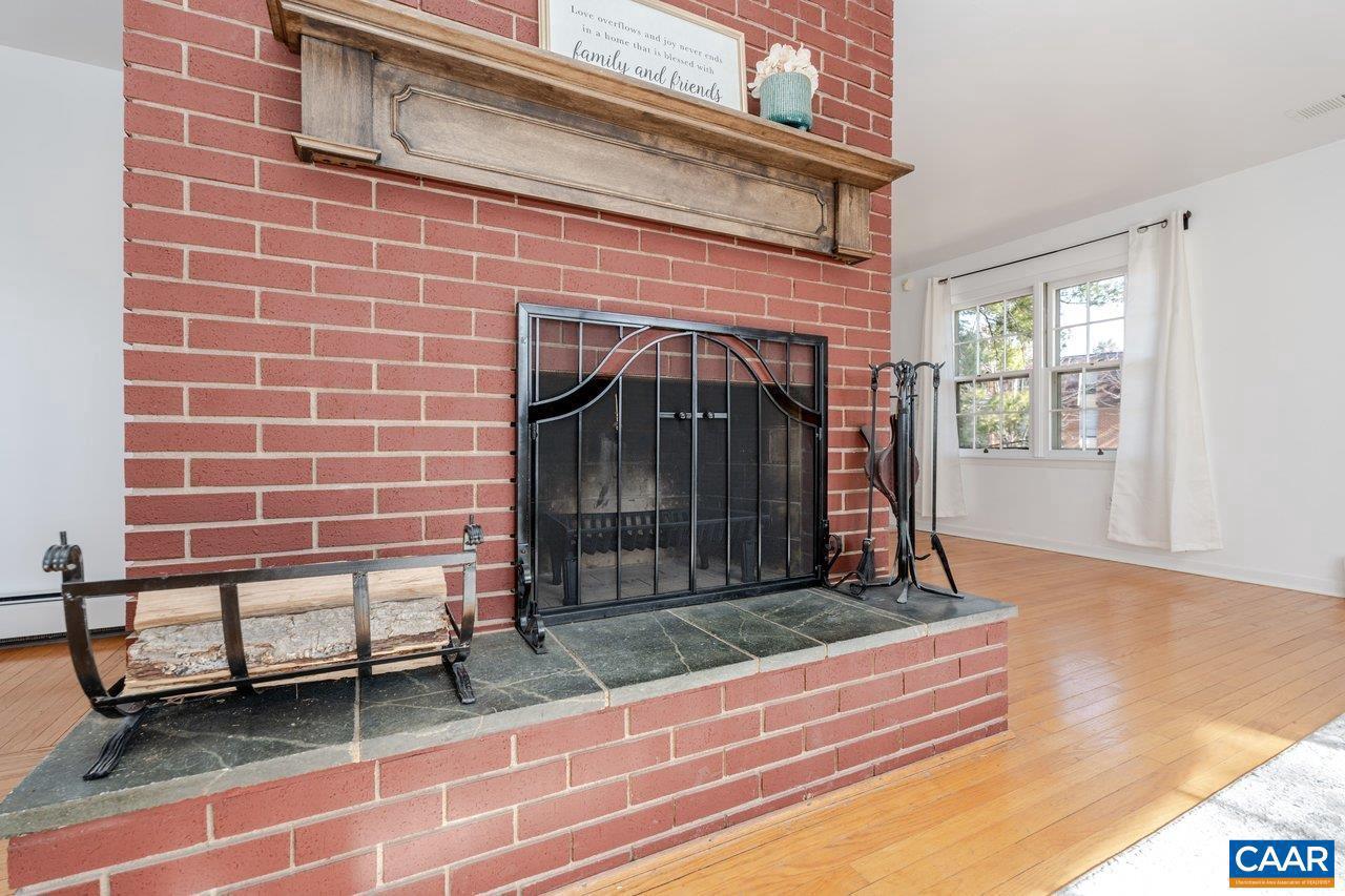 1408 N Coalter St photo 17