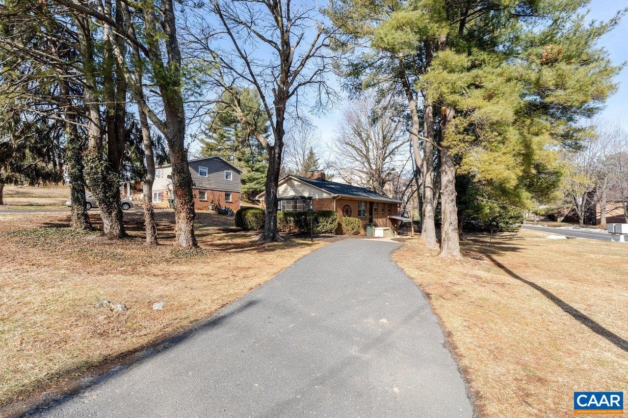 1408 N Coalter St photo 48