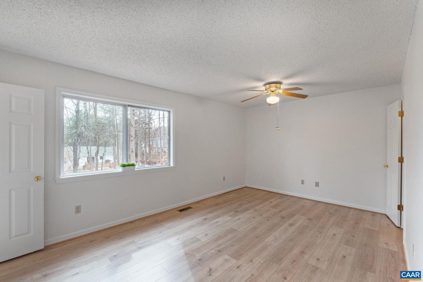 7 Englewood Dr photo 17