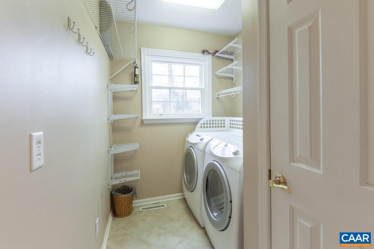 3595 Montgomery Ln photo 23