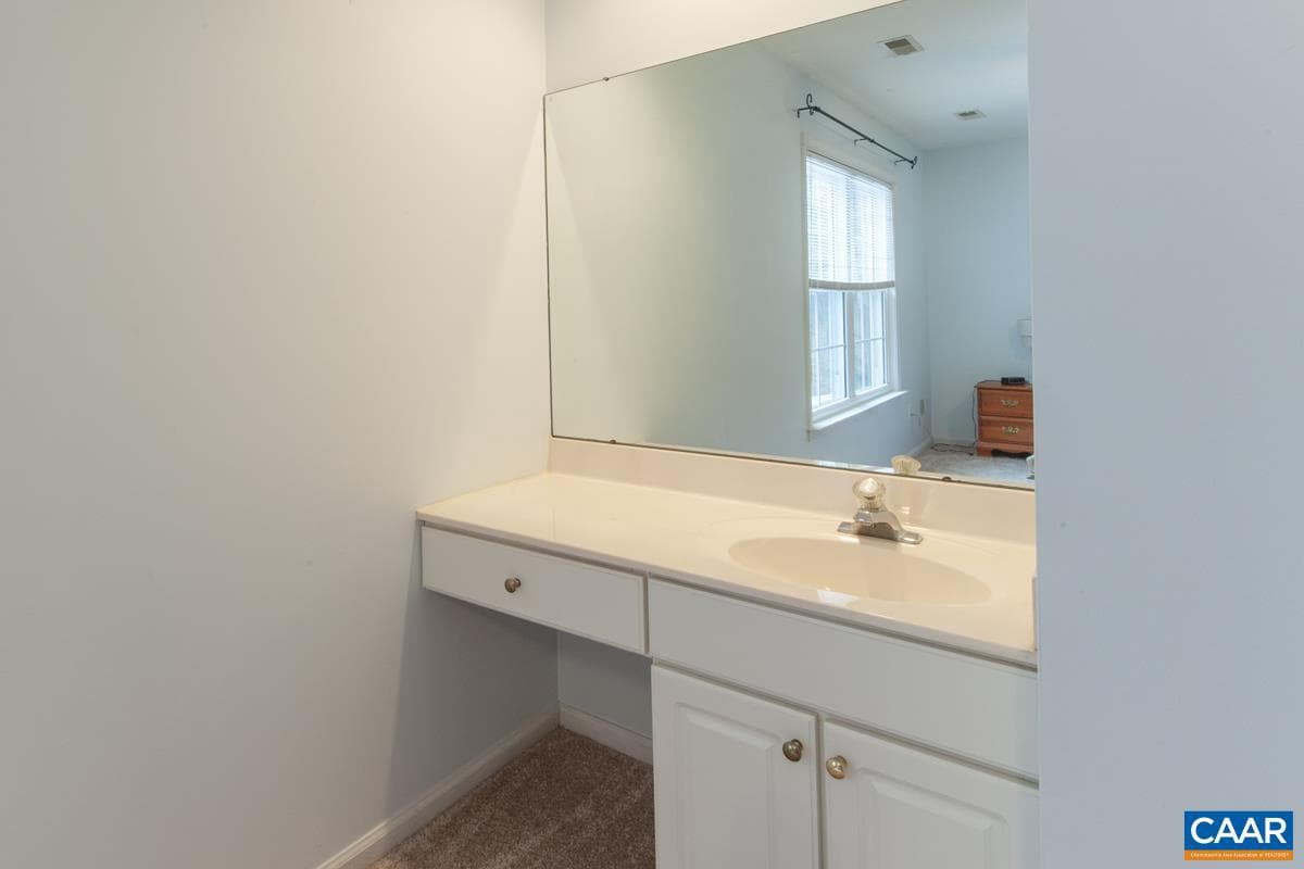 3595 Montgomery Ln photo 31