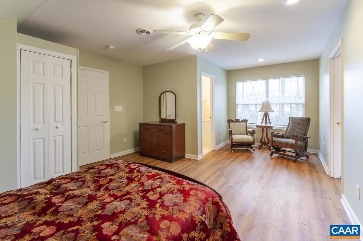 3595 Montgomery Ln photo 35