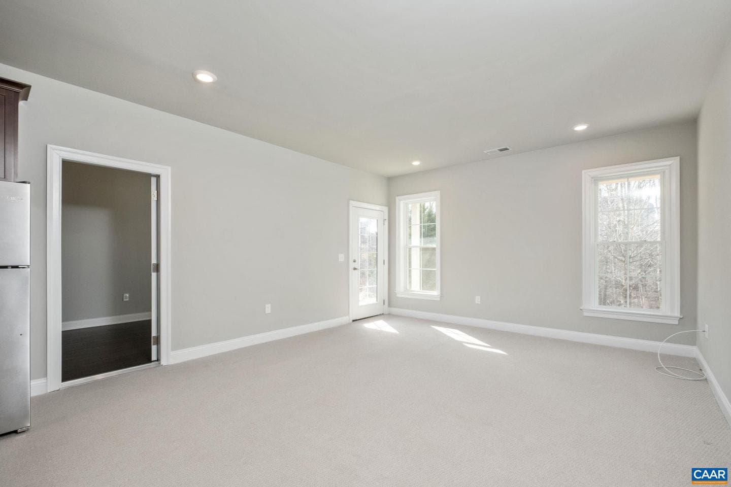 336 Avondale Ln photo 51