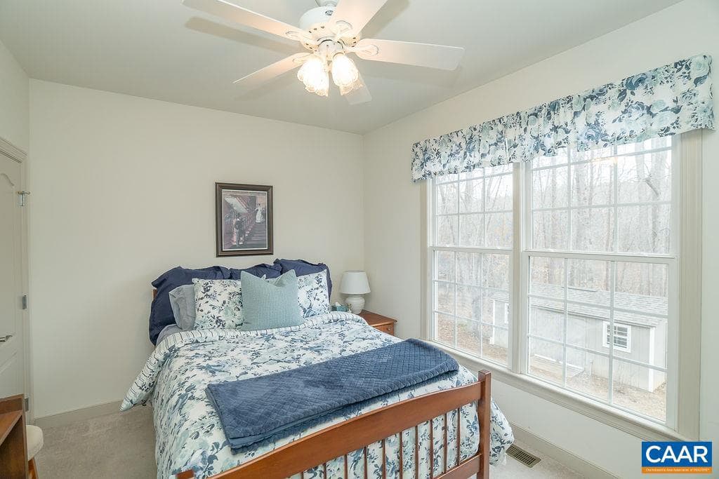 665 Fox Hollow Ln photo 16