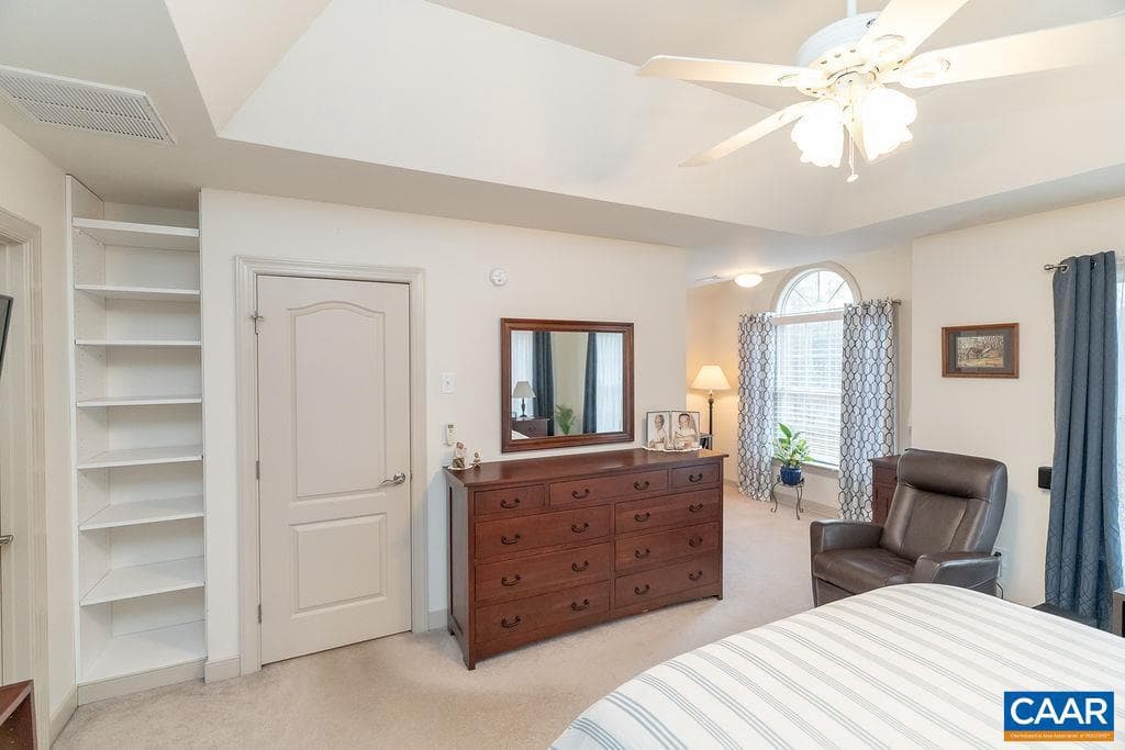 665 Fox Hollow Ln photo 24