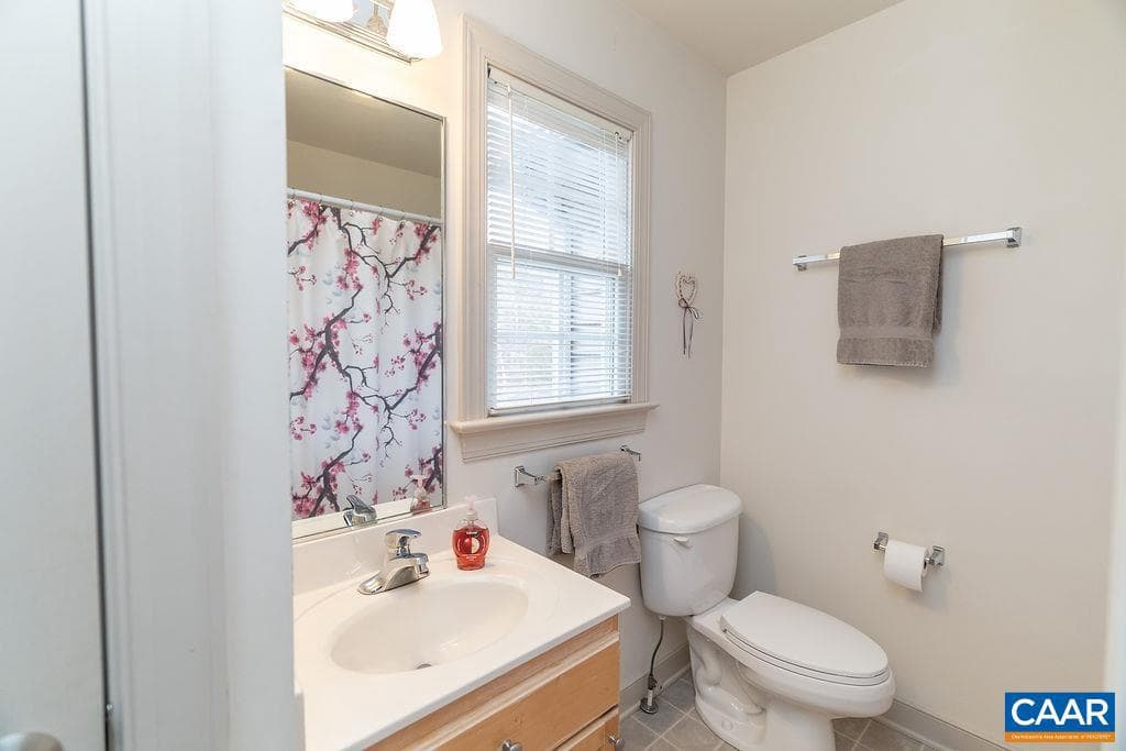 665 Fox Hollow Ln photo 39