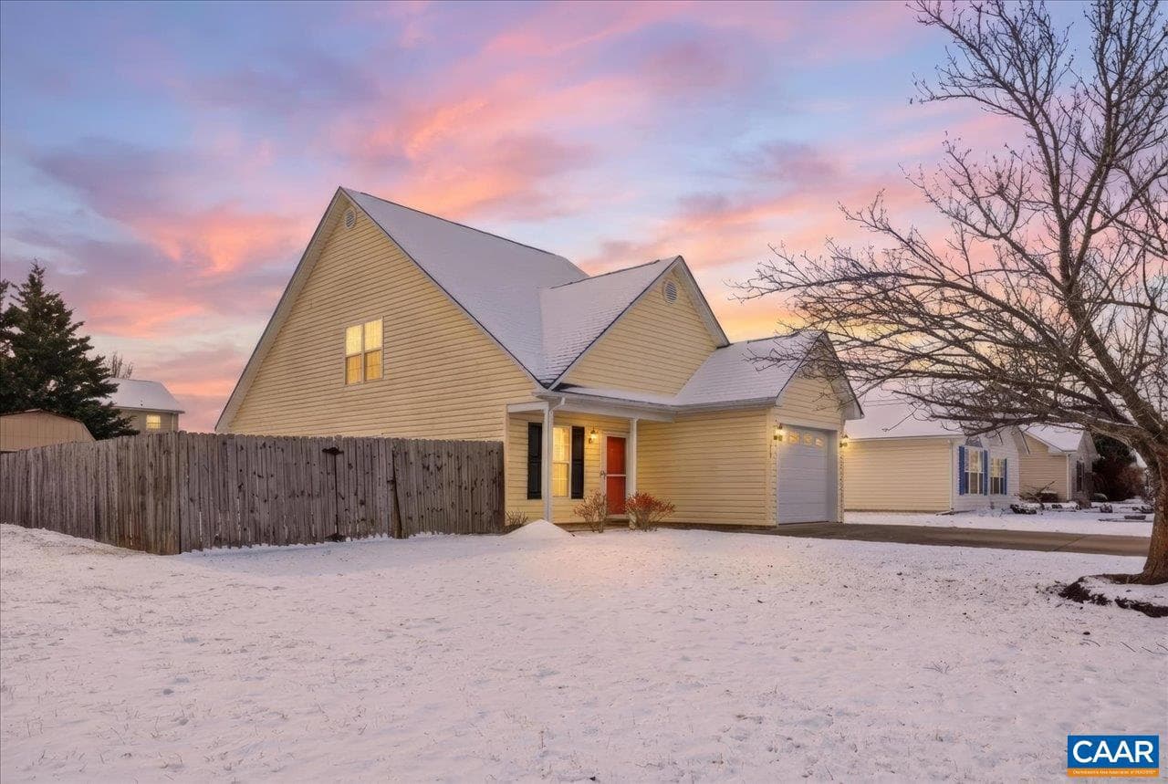 212 Inglecress Rd