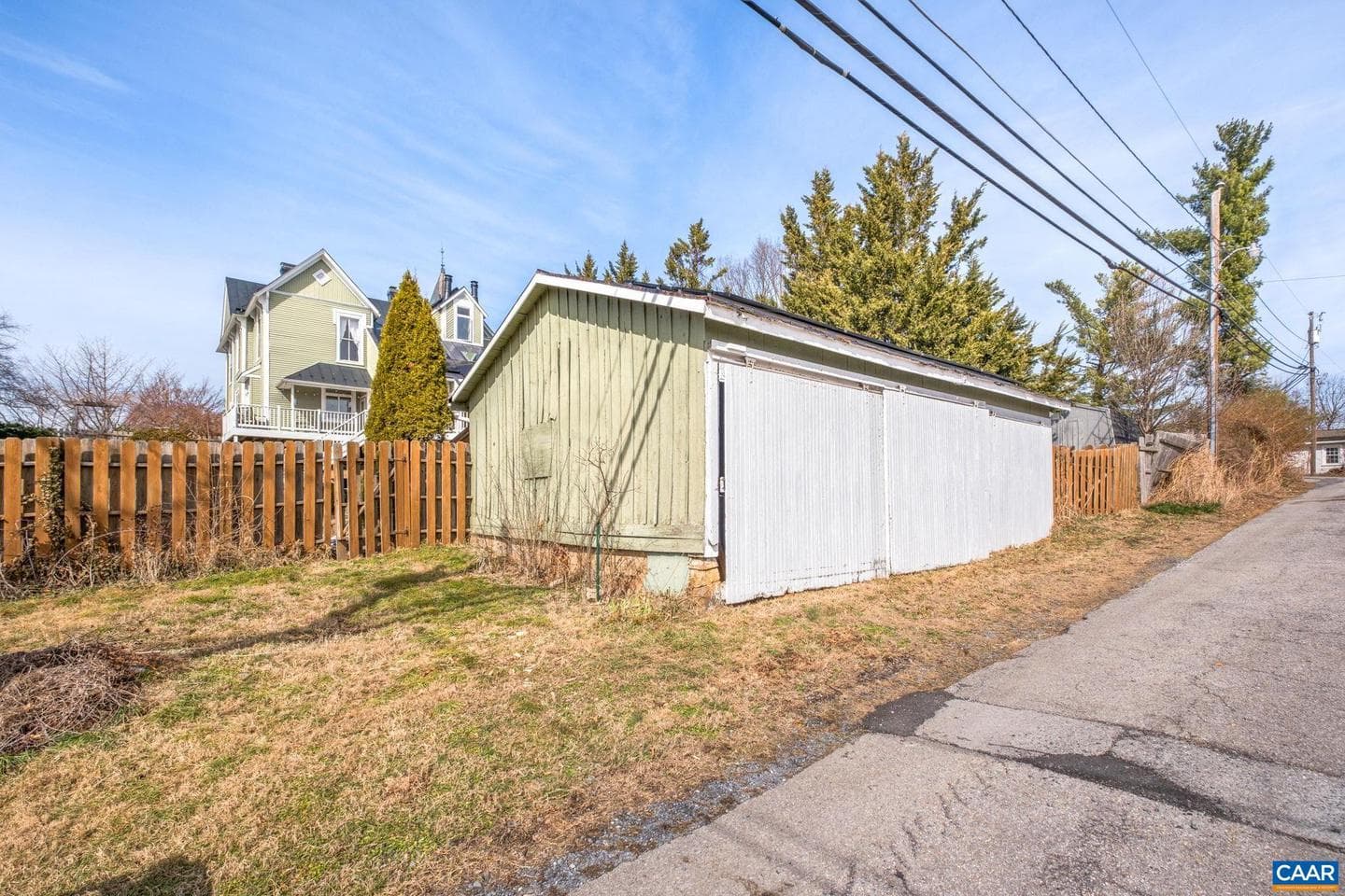 428 Maple Ave photo 58