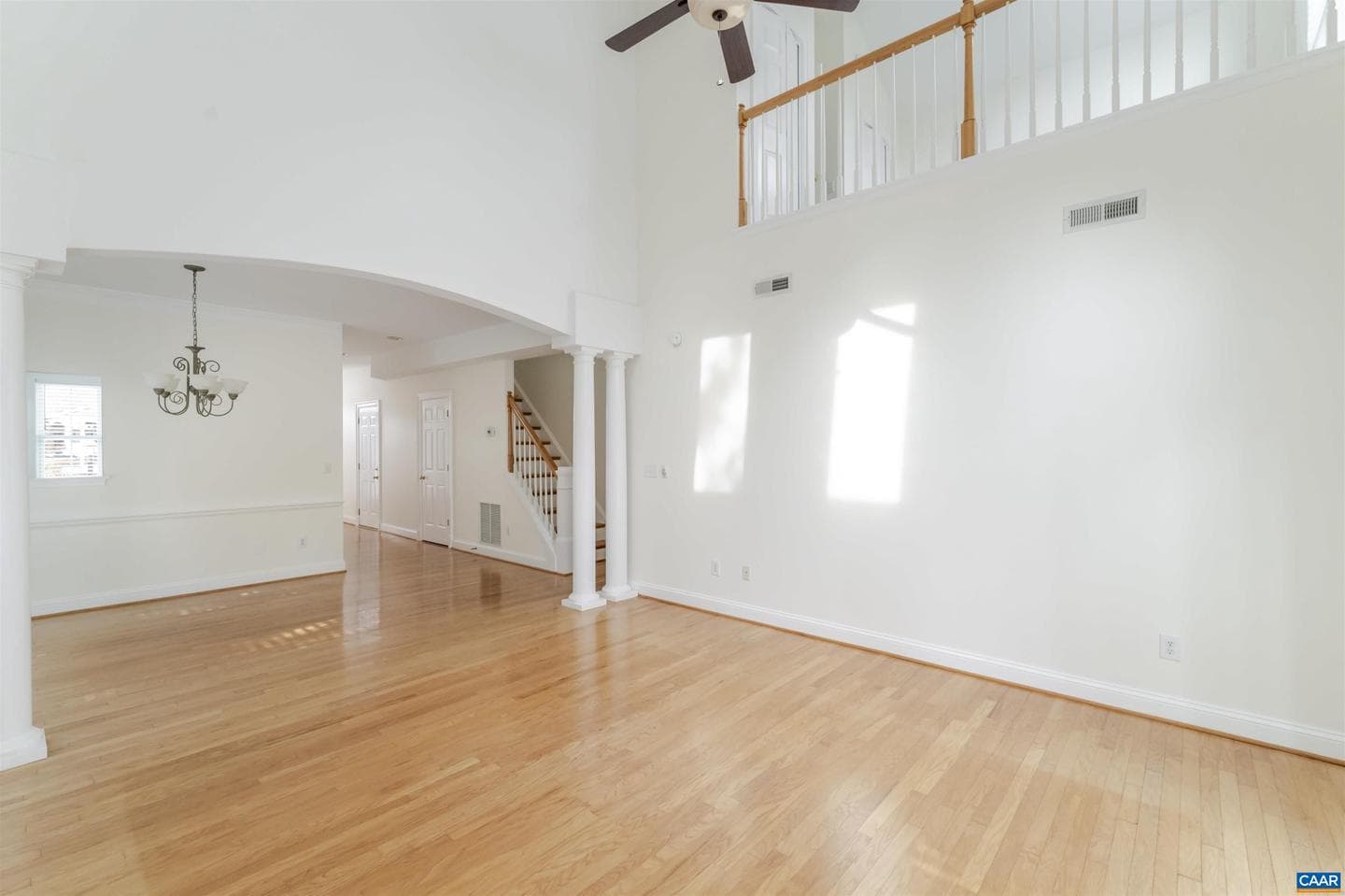 1202 Stonegate Way photo 11
