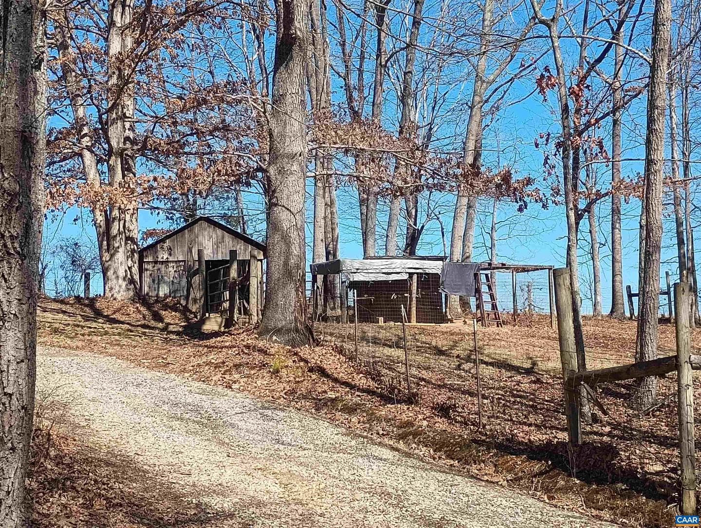 3901 Midland Rd photo 19