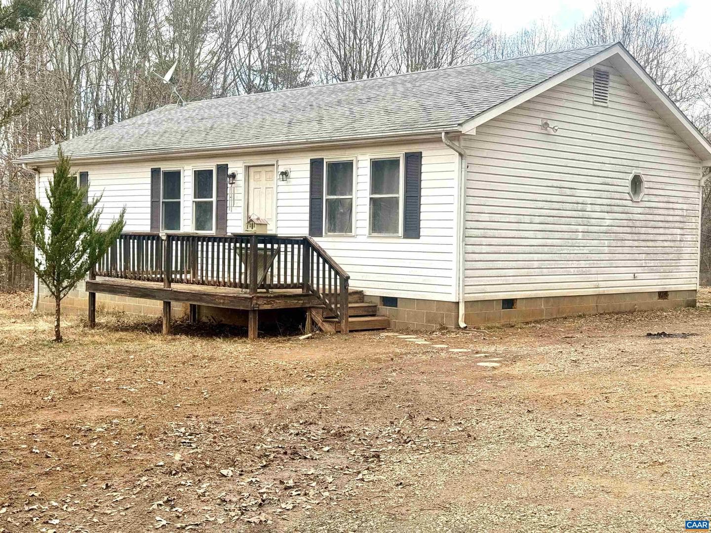 581 Brick House Rd photo 3