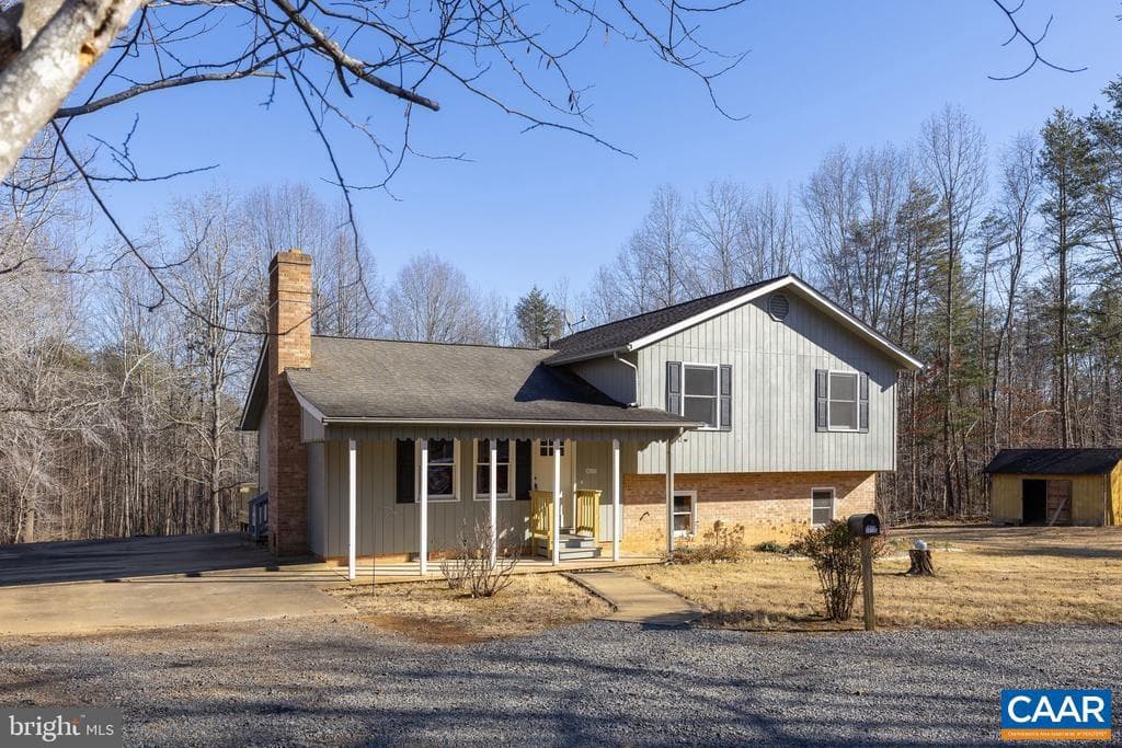 16125 Mountain Track Rd