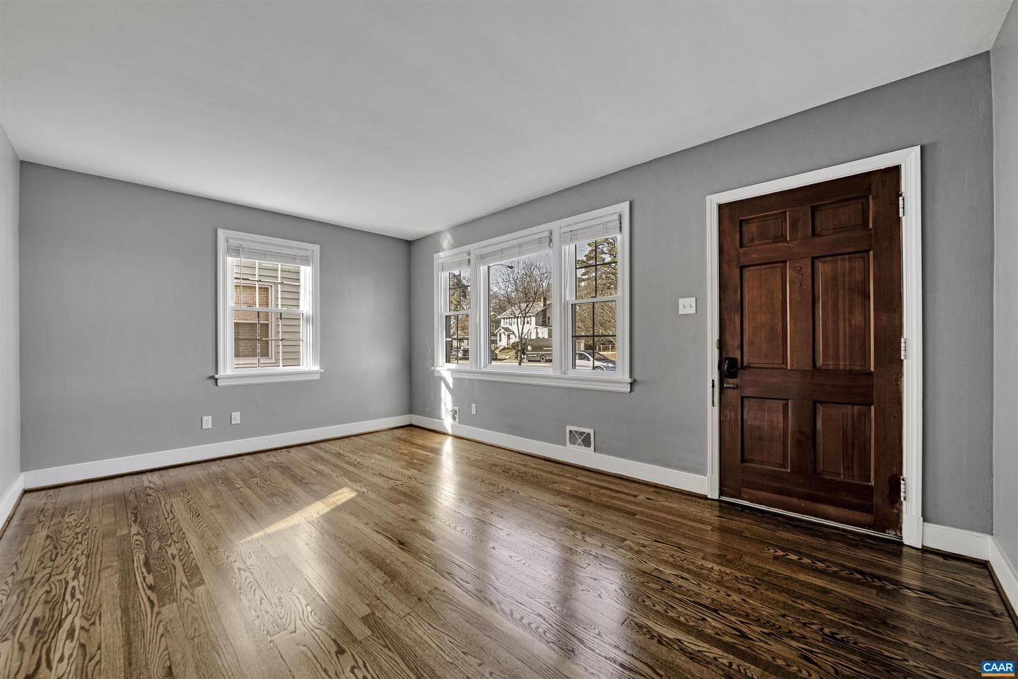 4803 Patterson Ave photo 8