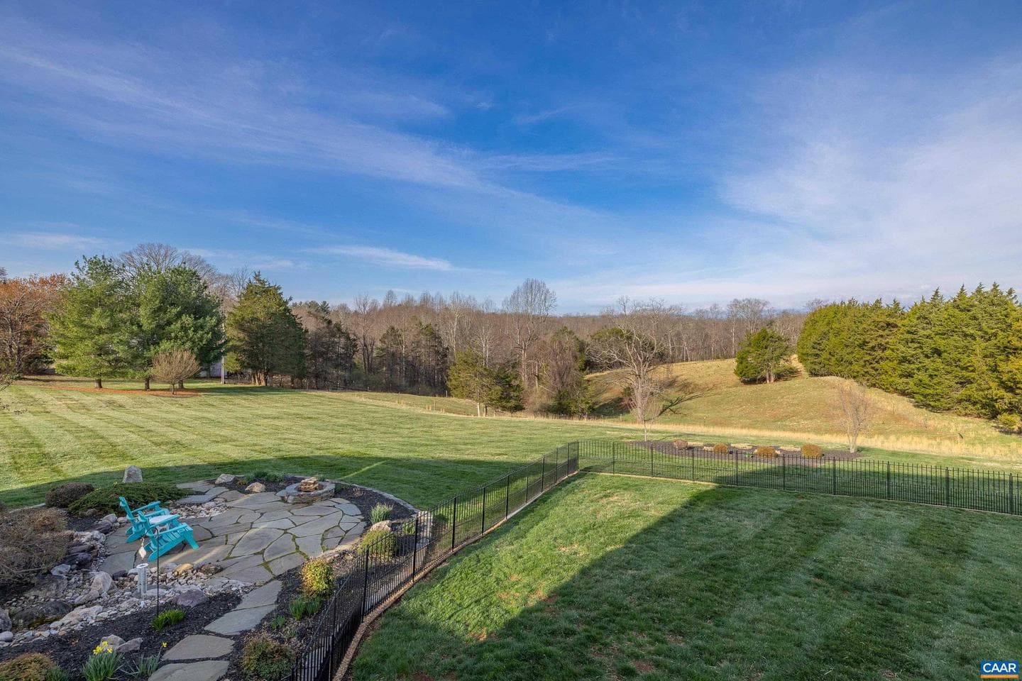 536 Sunrise Ln photo 10