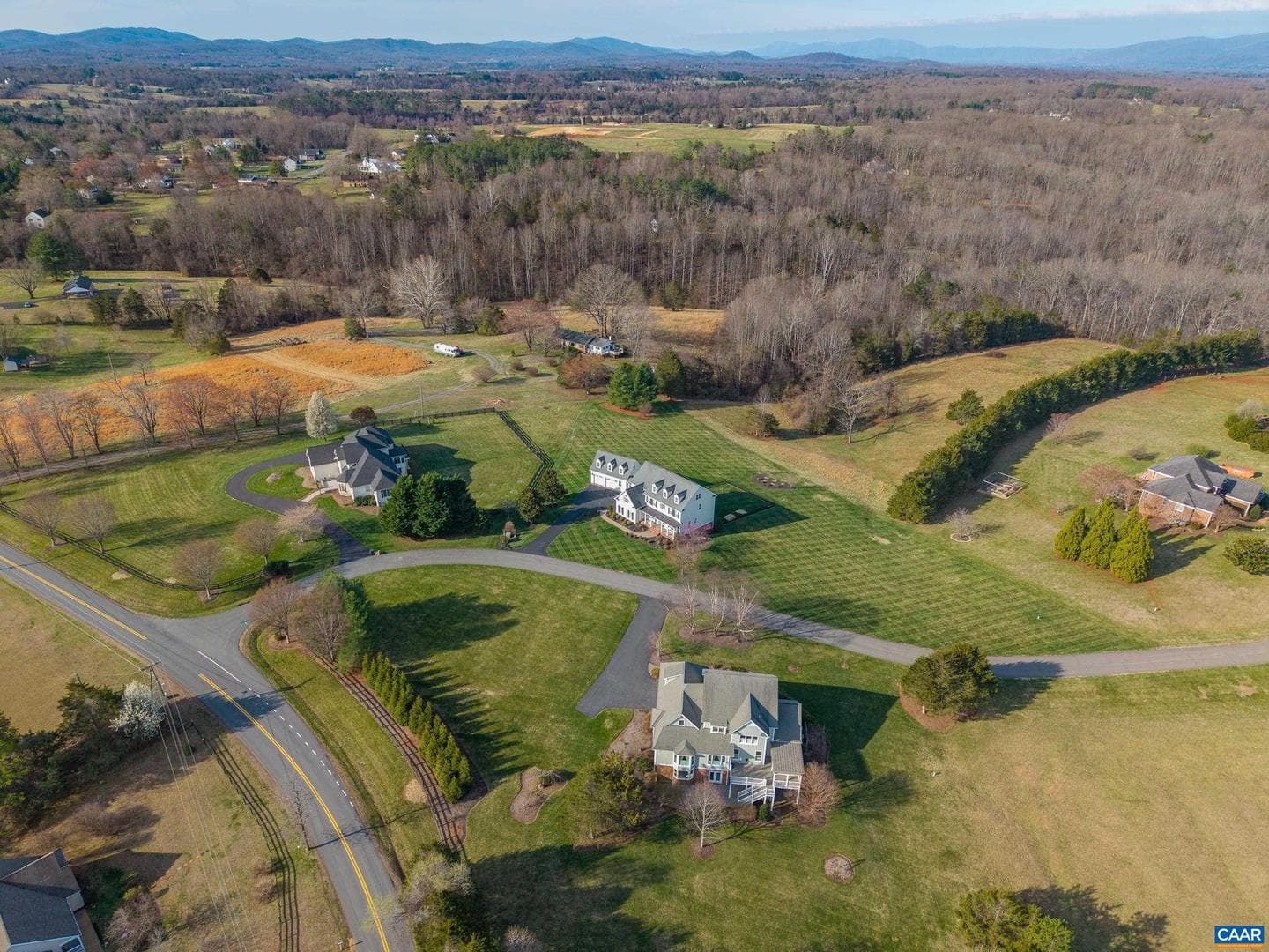 536 Sunrise Ln photo 15