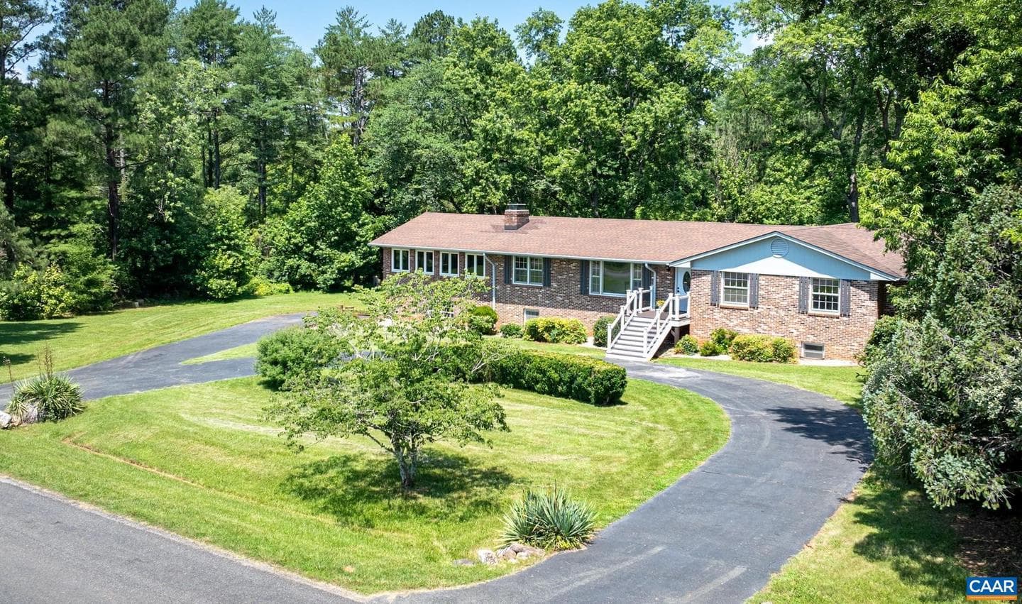280 Audubon Dr photo 2