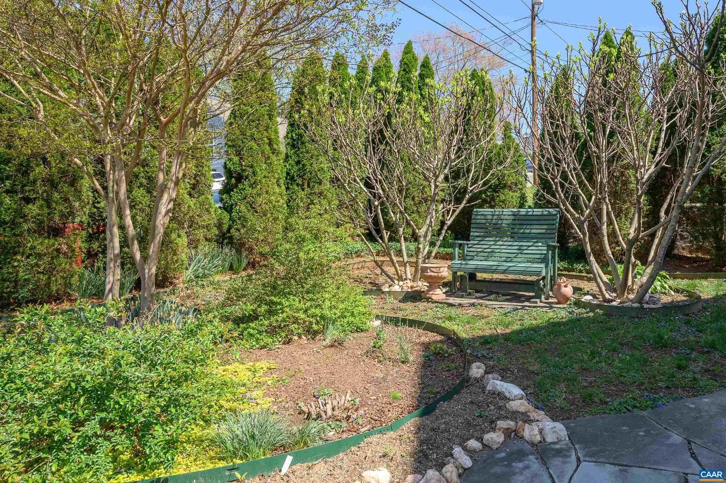 908 Elliott Ave photo 3