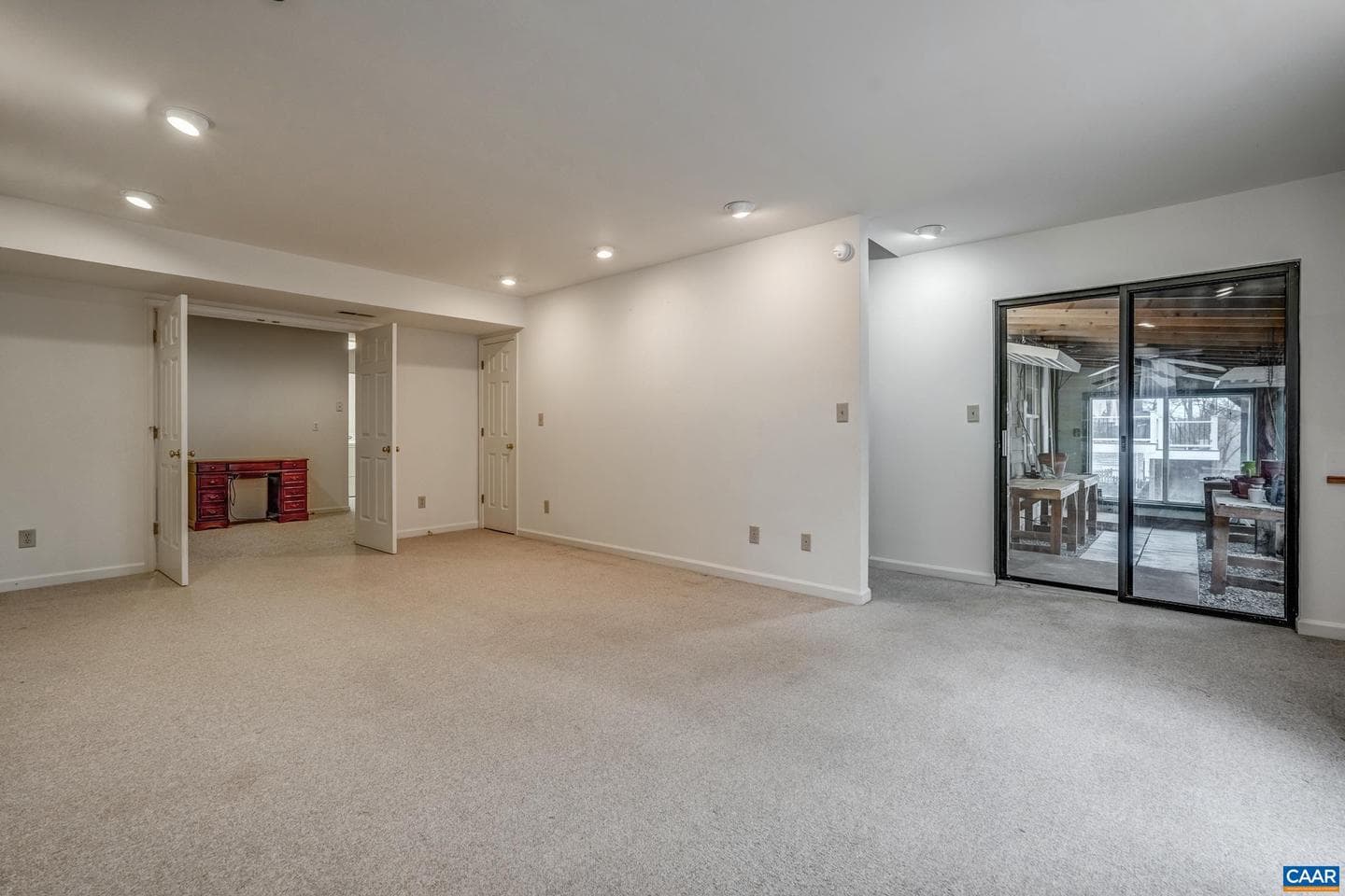 1445 Willow Lake Dr photo 32