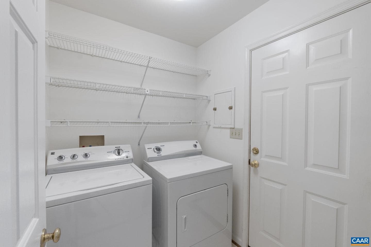 1697 Banyan Ct photo 23