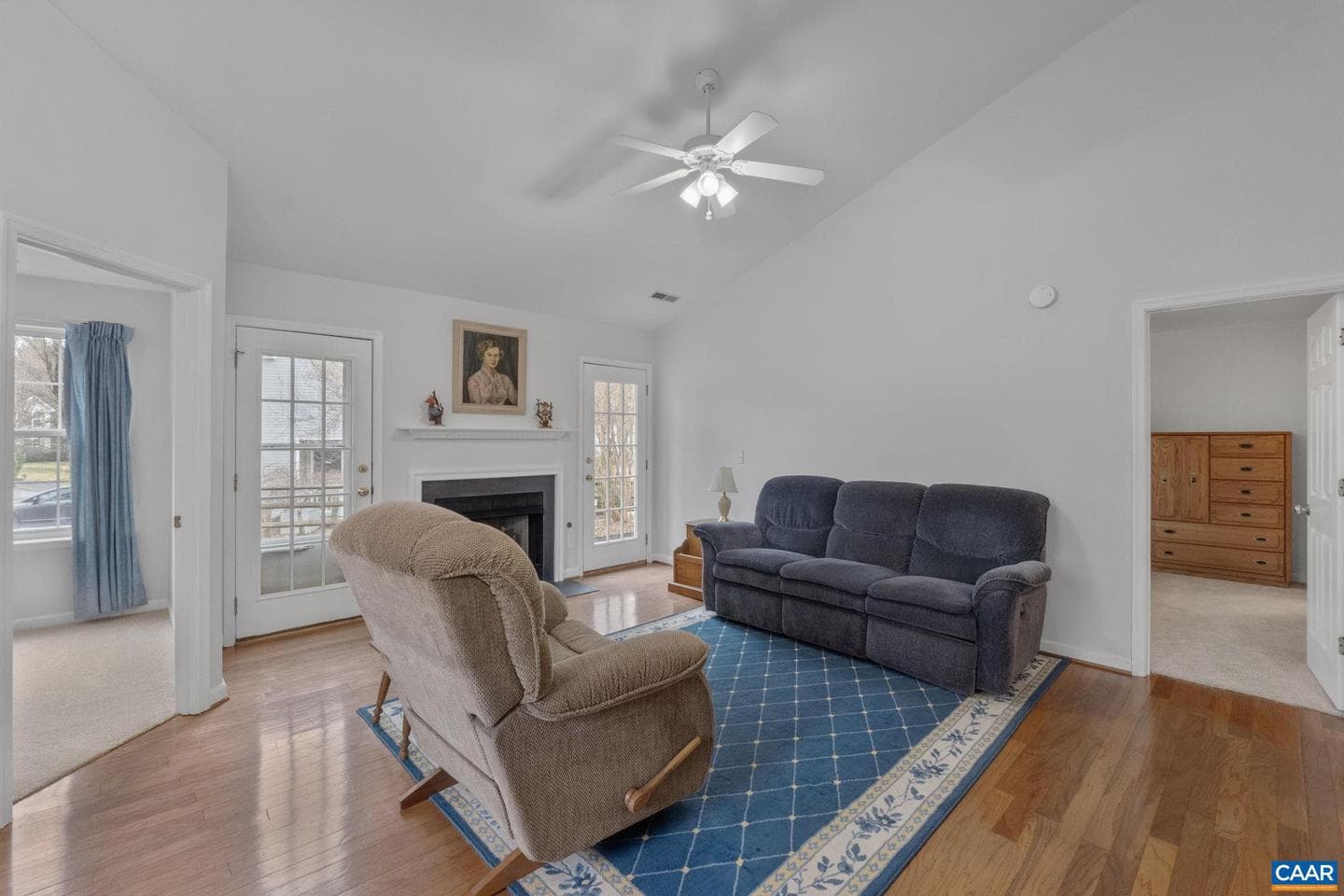 201 Buttercup Ln photo 15