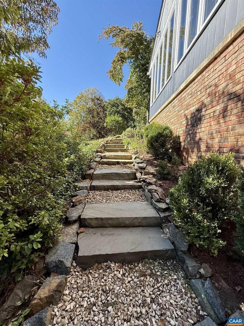 104 Wilson Ct photo 41