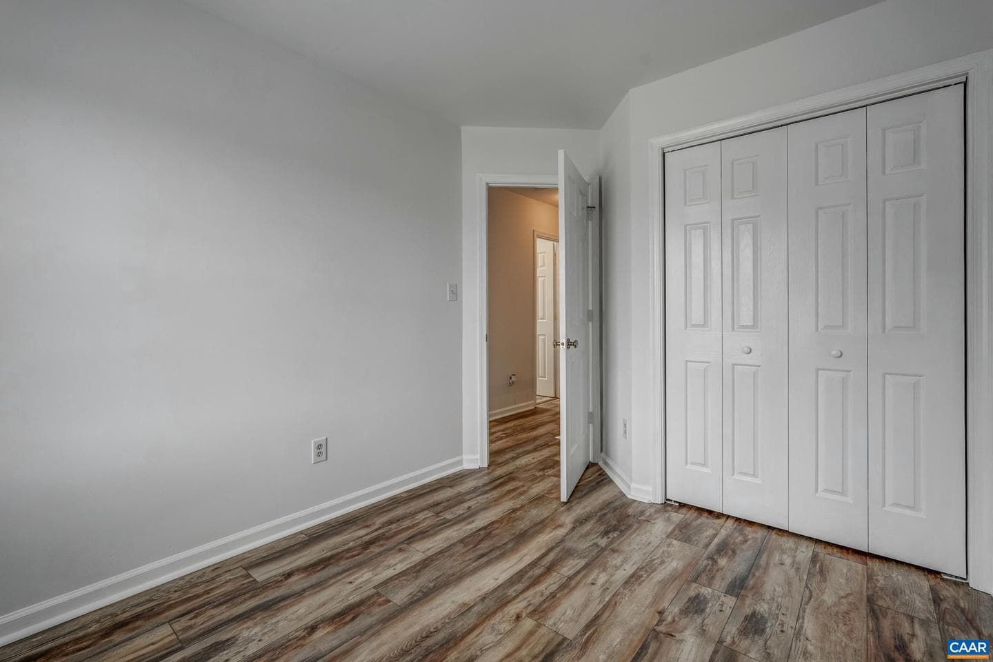 4632 Briarwood Dr photo 20
