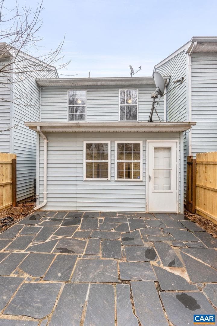 959 Rives St photo 30