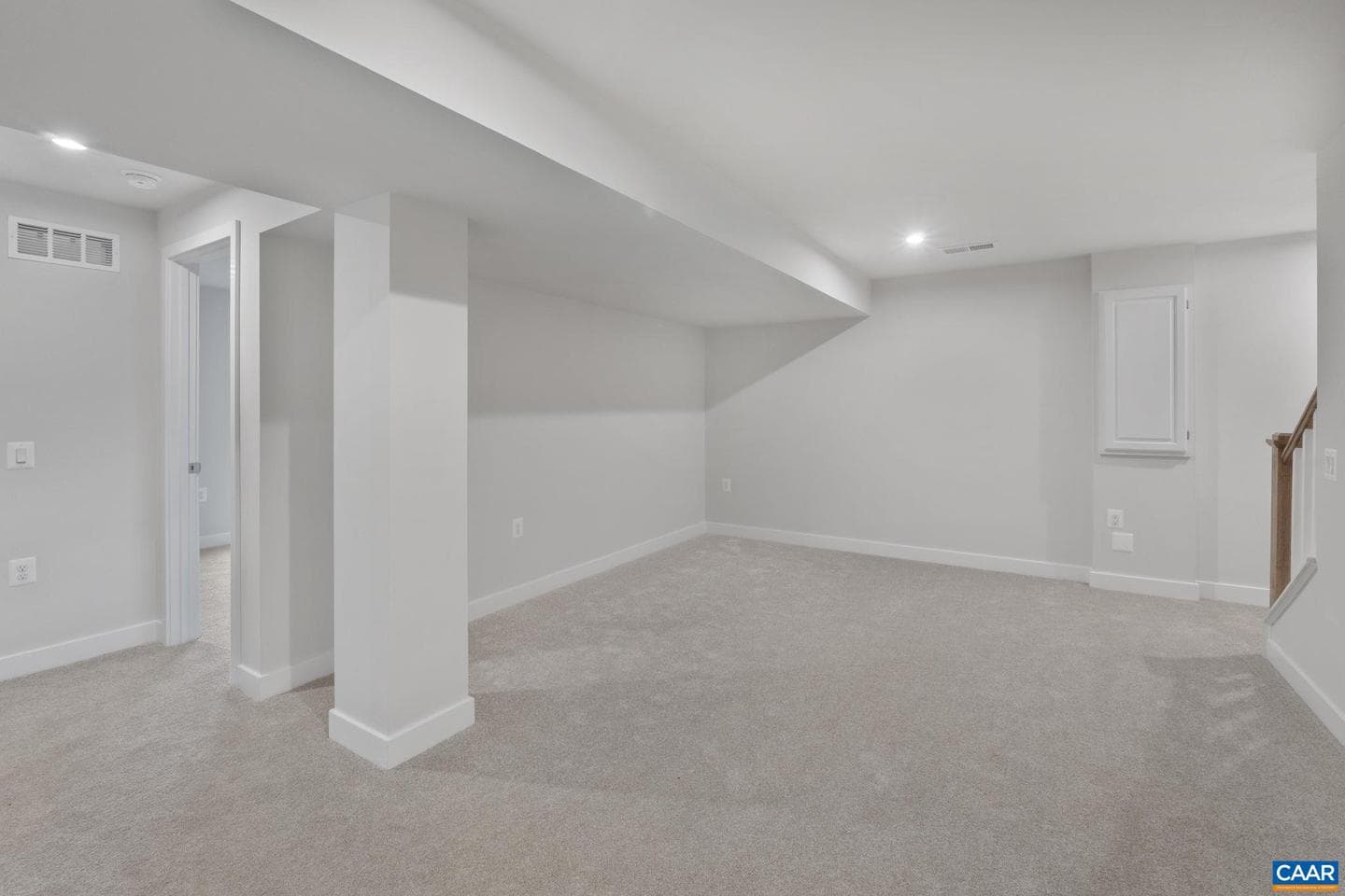 140 Gunnison Dr photo 33