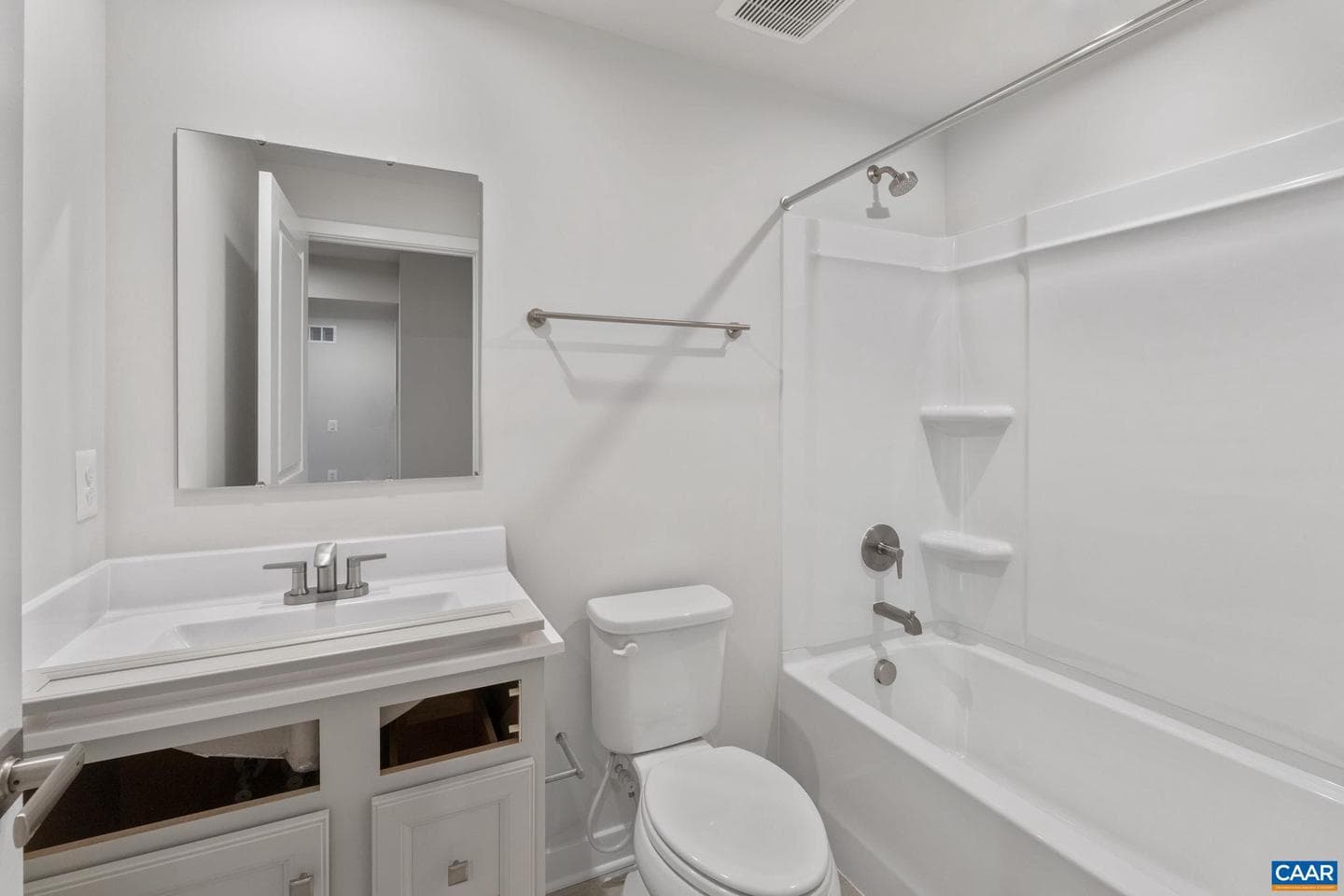 140 Gunnison Dr photo 36