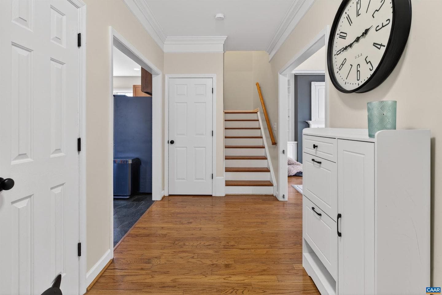 1069 Bristlecone Ln photo 2